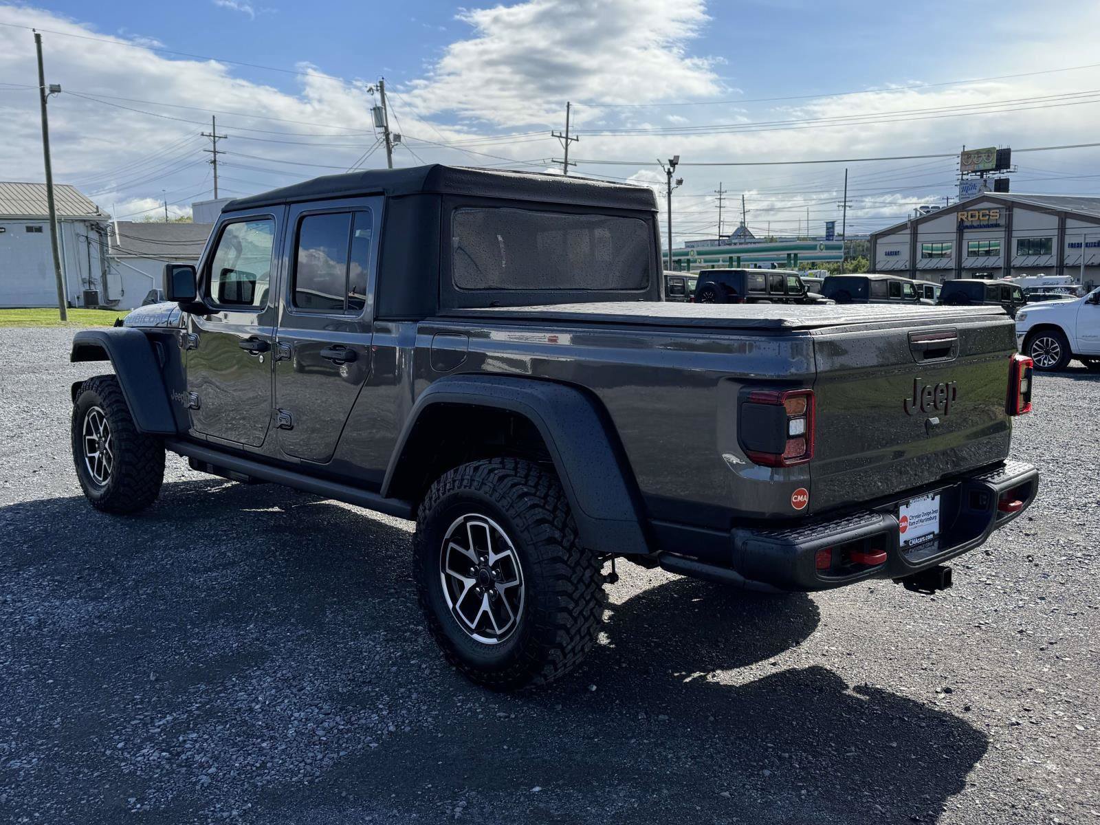 New 2026 Jeep Gladiator Rubicon w/ Steel Power Dome Hood Package AWD/4WD image 24