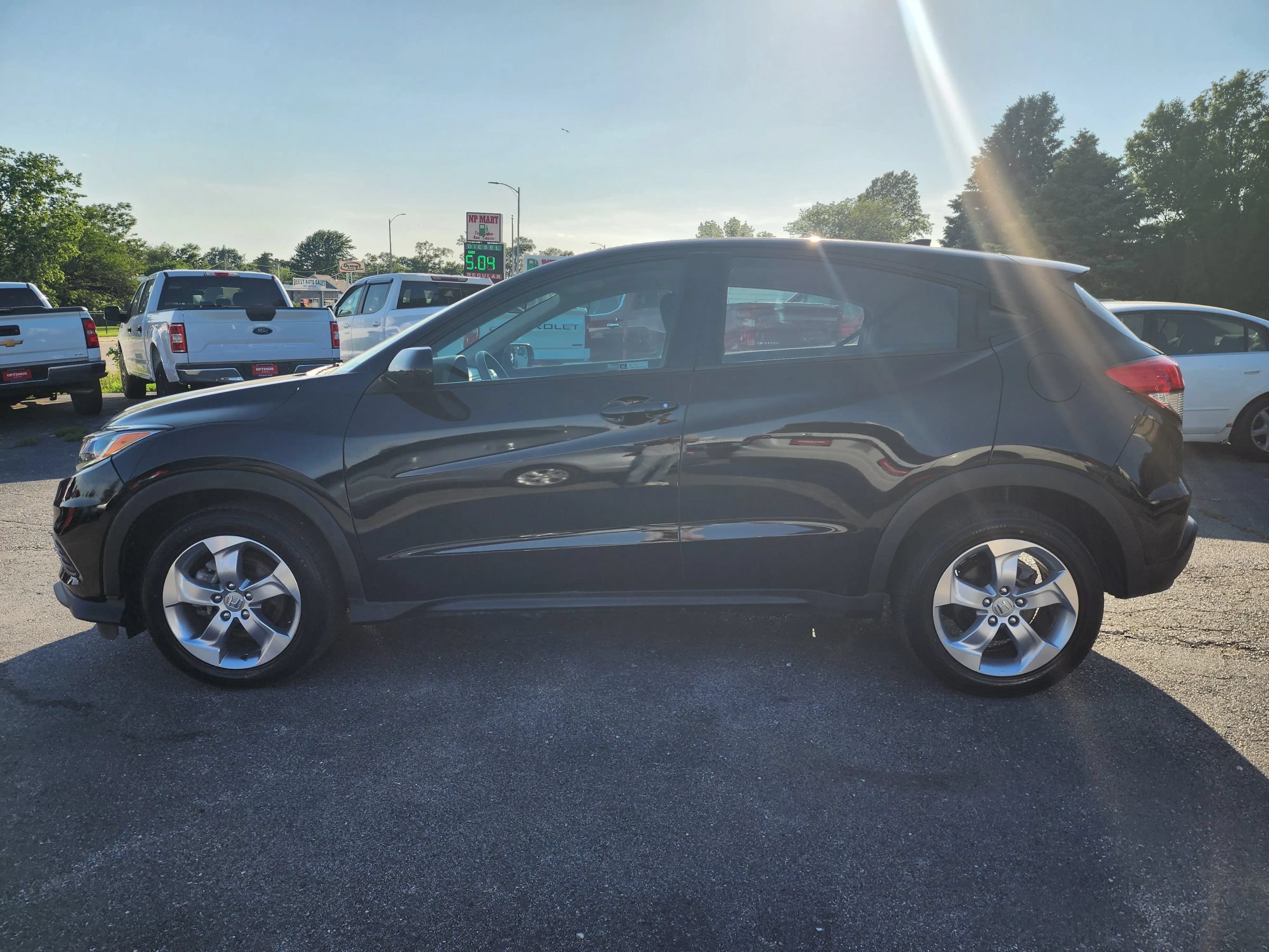 Used 2021 Honda HR-V LX image 4