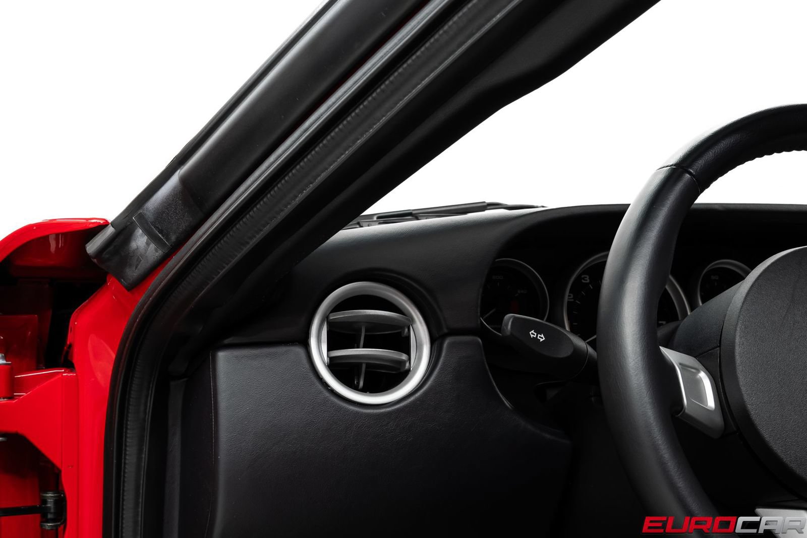 Used 2005 Ford GT RWD image 29