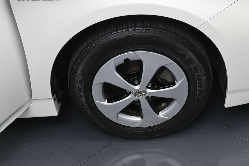 Used 2014 Toyota Prius Four FWD image 35