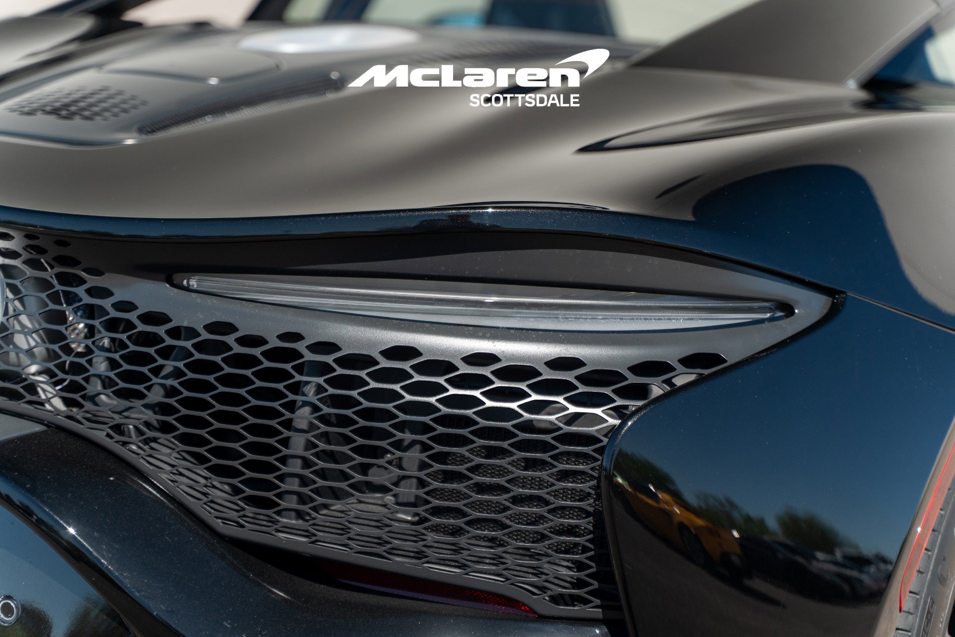 New 2026 McLaren Artura image 16