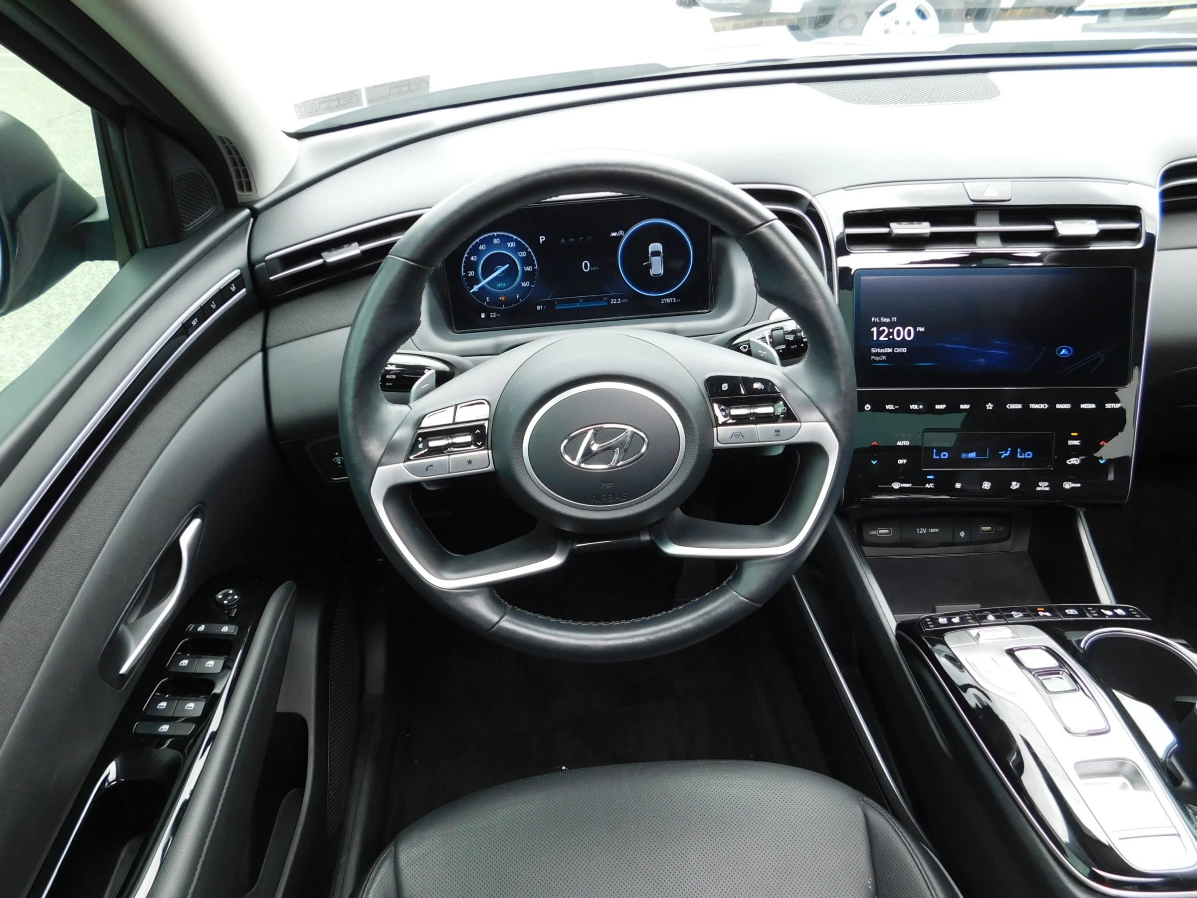 Used 2024 Hyundai Tucson Limited AWD/4WD image 17