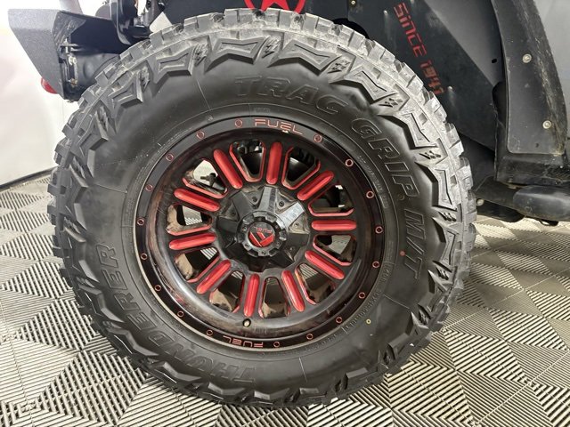 Used 2015 Jeep Wrangler Unlimited Sahara image 18