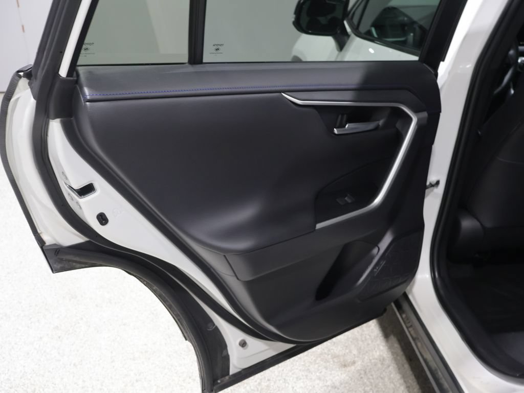 Used 2024 Toyota RAV4 XSE AWD/4WD image 19