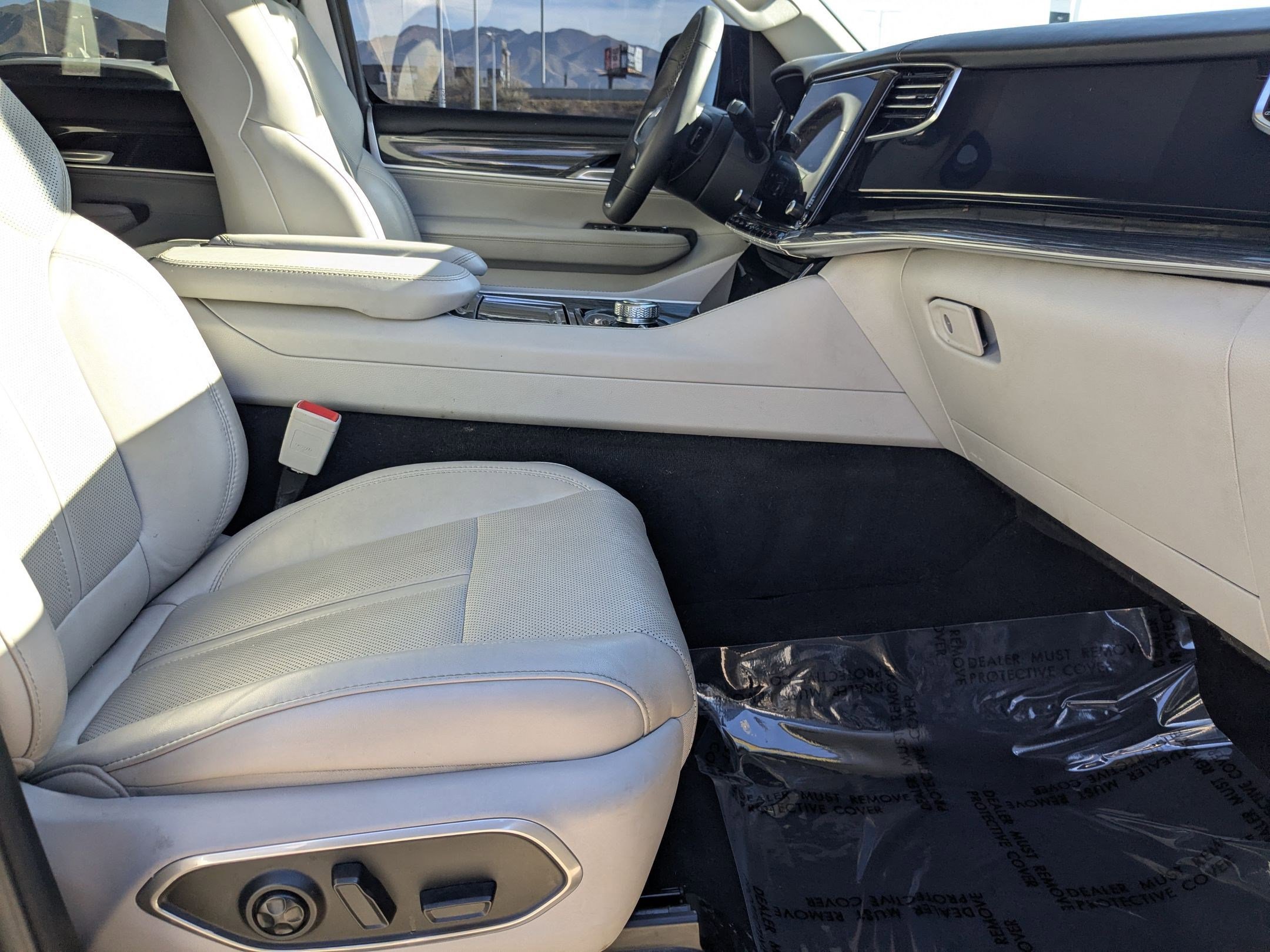 Used 2022 Jeep Wagoneer Series II w/ Convenience Group I image 21