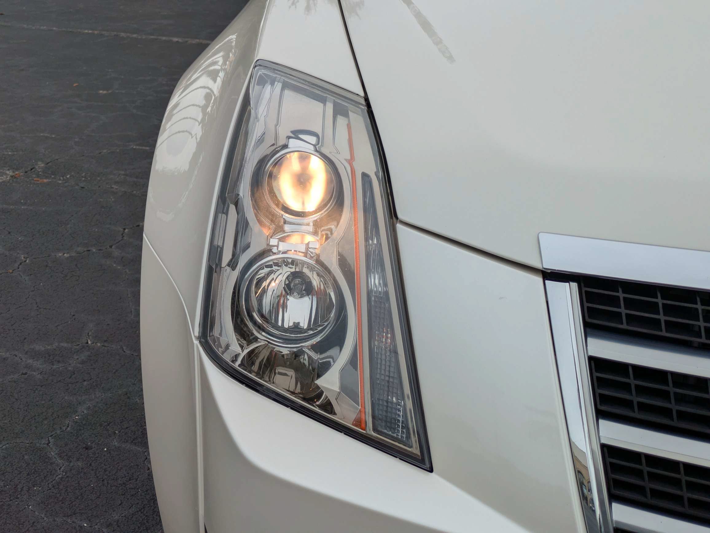 Used 2013 Cadillac CTS Luxury RWD image 7