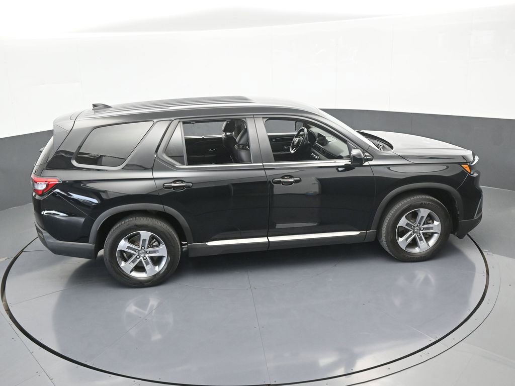 Used 2025 Honda Pilot EX-L image 54