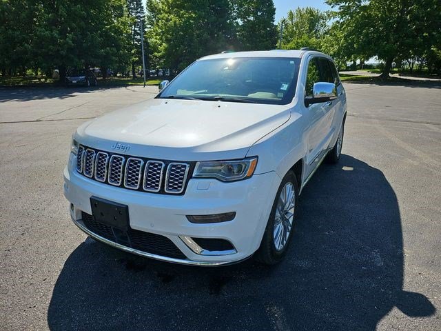 Used 2017 Jeep Grand Cherokee Summit AWD/4WD image 2