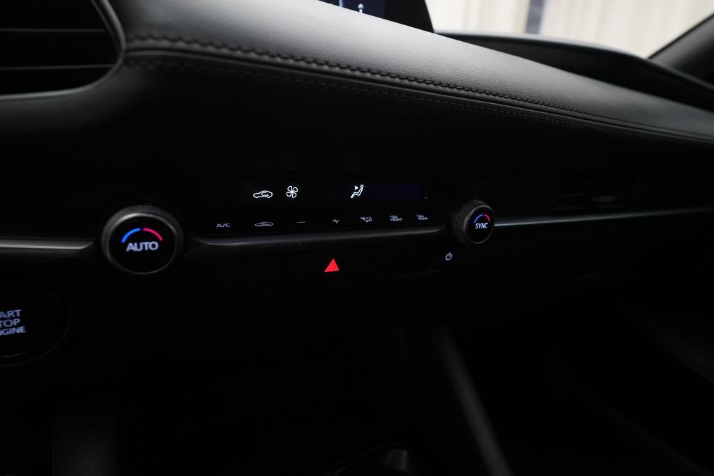 Certified 2024 MAZDA MAZDA3 s FWD image 21