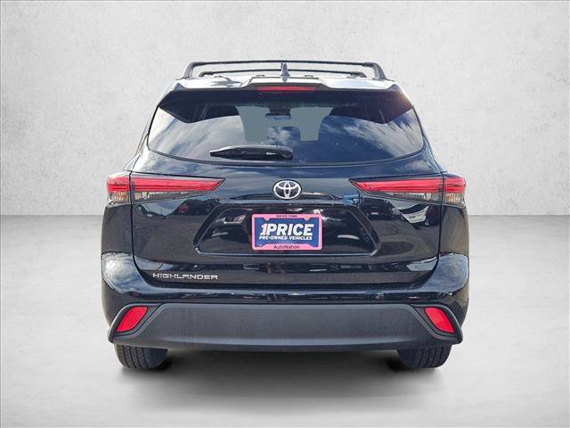 Used 2023 Toyota Highlander L image 7