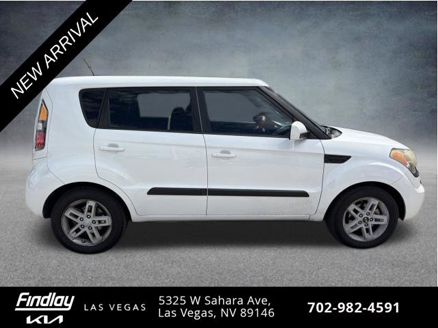 Used 2011 Kia Soul + w/ Audio Pkg FWD image 8