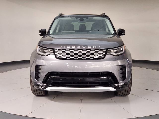 New 2026 Land Rover Discovery Limited Edition image 9