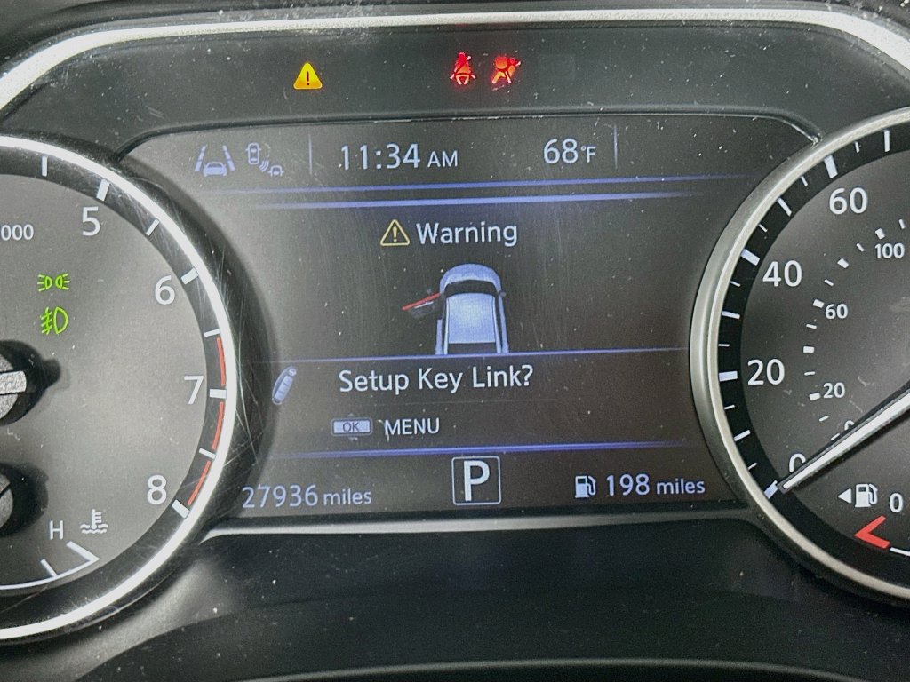 Used 2022 Nissan Maxima Platinum w/ Sport Mat Group FWD image 17