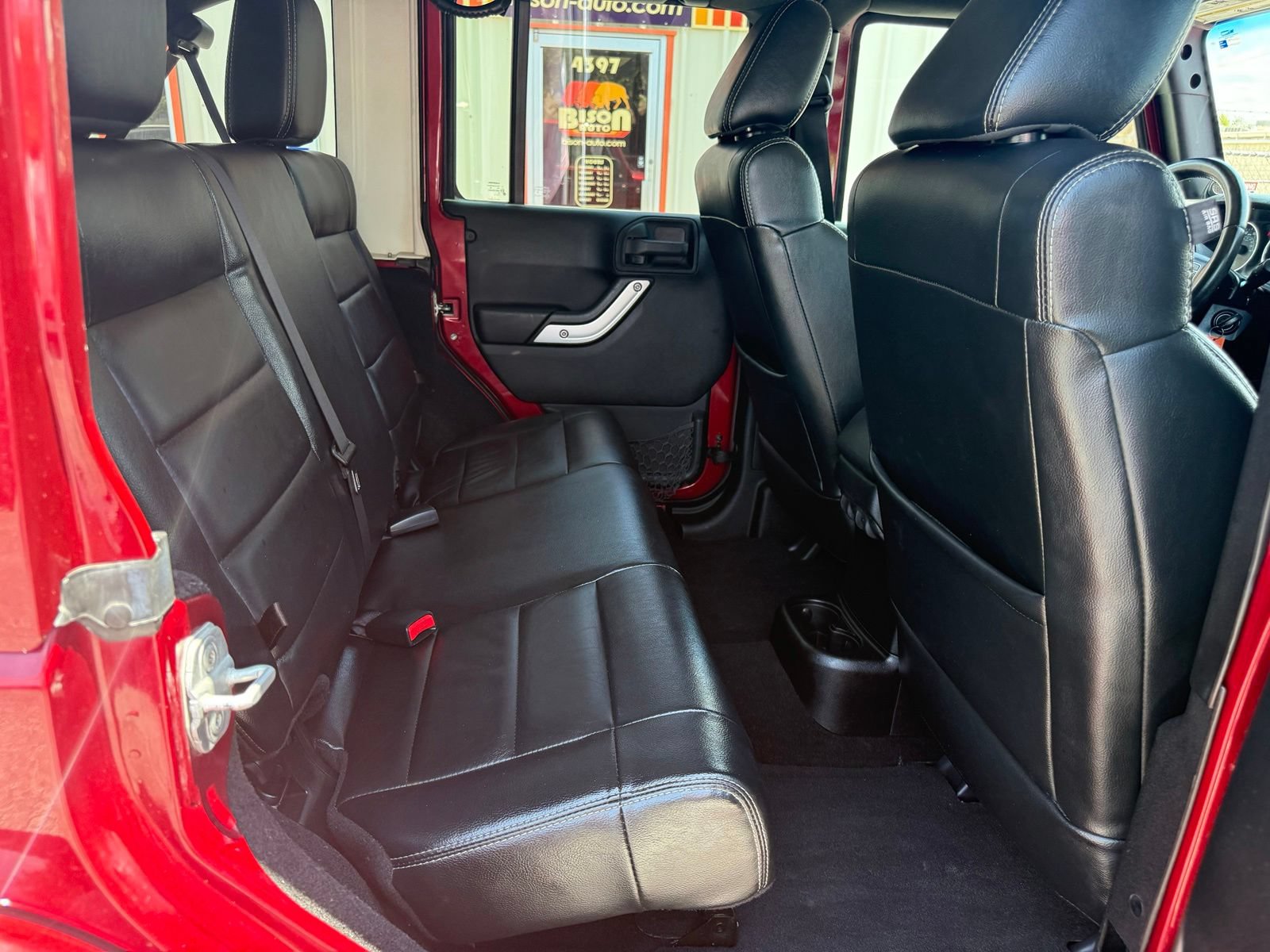 Used 2012 Jeep Wrangler Unlimited Sahara w/ Dual Top Group AWD/4WD image 15