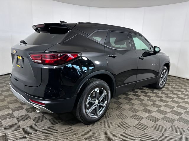 Used 2024 Chevrolet Blazer LT w/ Convenience Package image 3