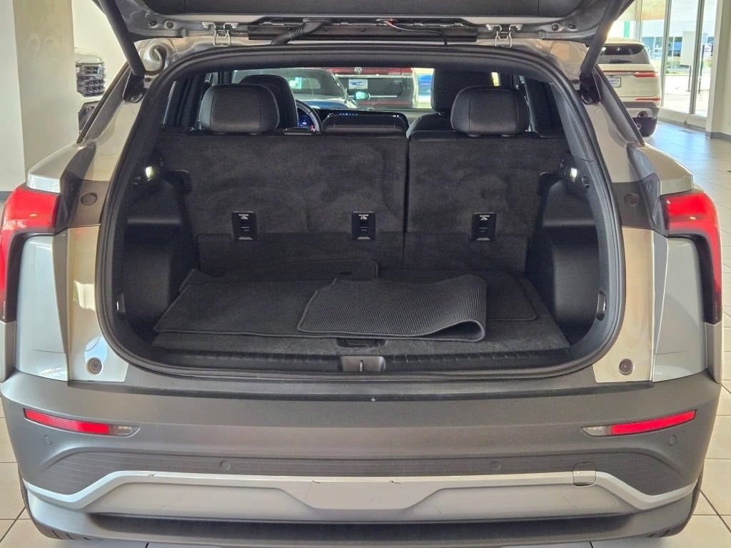 Certified 2024 Chevrolet Blazer EV LT AWD/4WD image 12