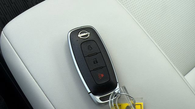 New 2026 Nissan Leaf SV+ image 17