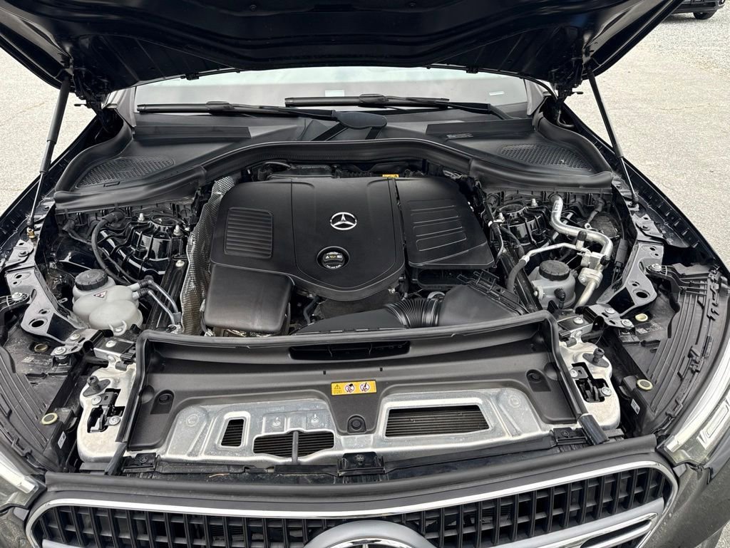 Used 2023 Mercedes-Benz GLC 300 4MATIC image 33
