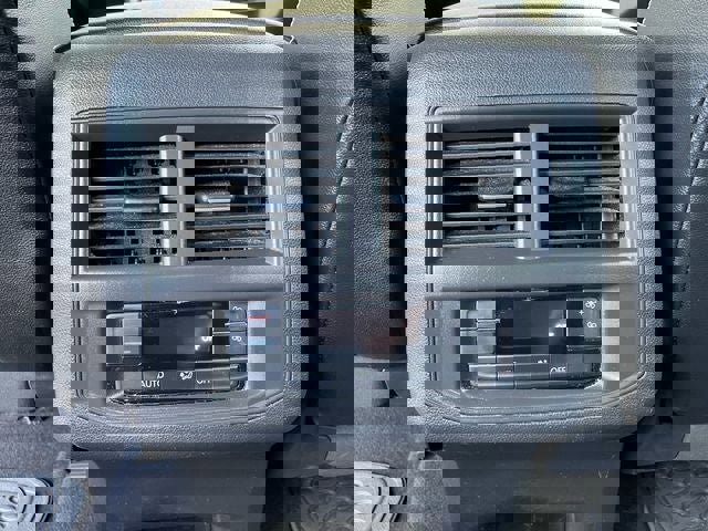 Used 2022 Volkswagen Atlas SE image 29