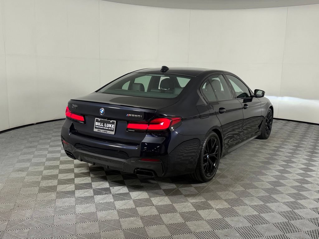 Used 2022 BMW M550i xDrive w/ Dynamic Handling Package AWD/4WD image 5