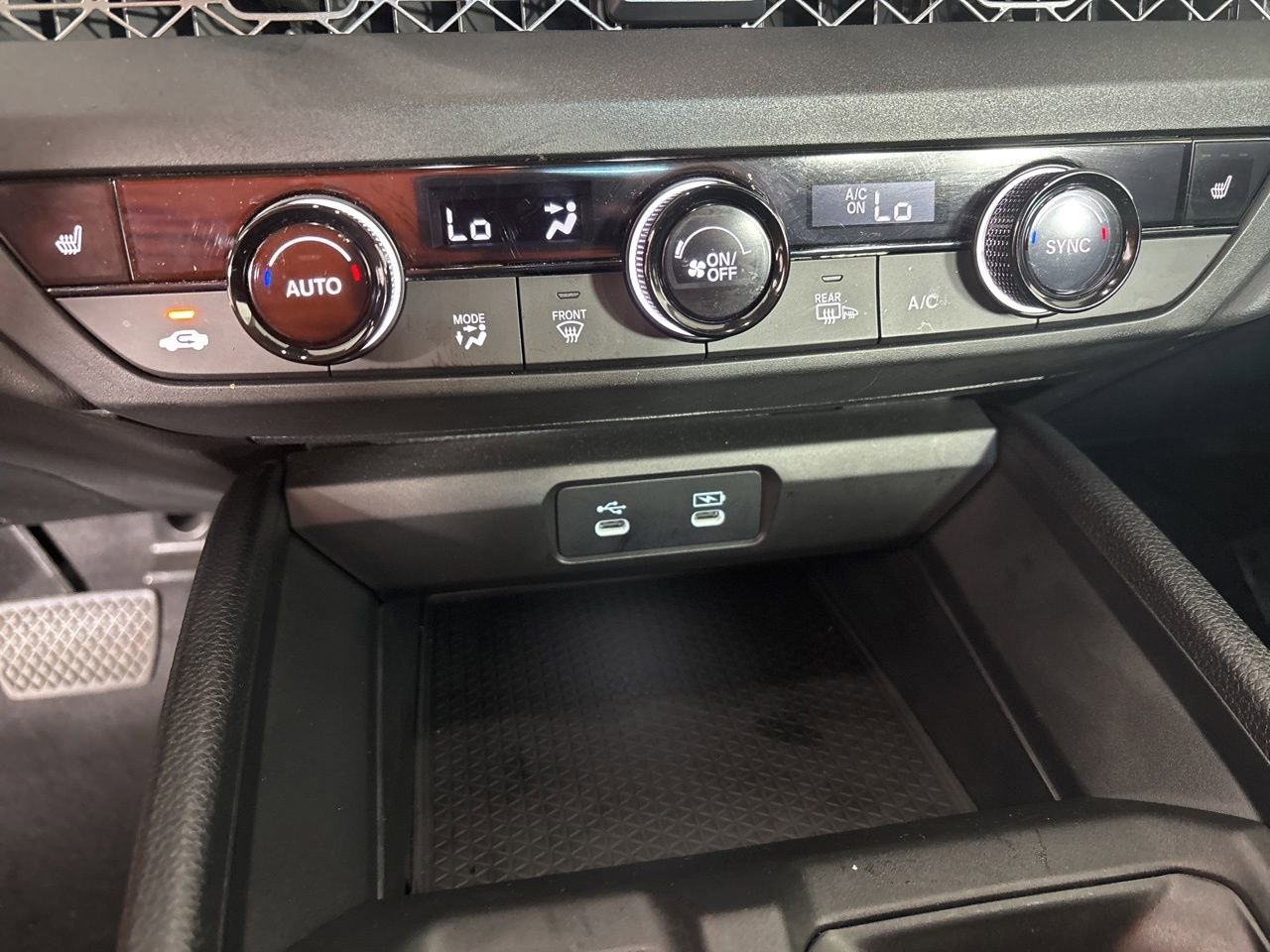 Used 2025 Honda Accord SE image 17