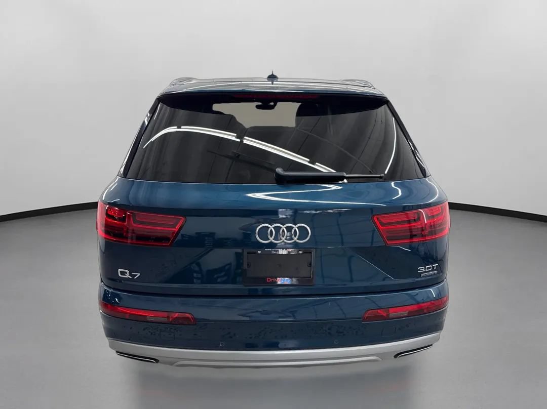 Used 2018 Audi Q7 3.0T Prestige AWD/4WD image 8