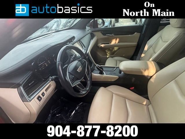 Used 2017 Cadillac XT5 FWD image 20