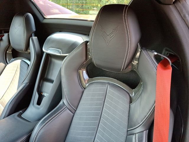 Used 2020 Chevrolet Corvette Stingray w/ 2LT Preferred Equipment Group image 14