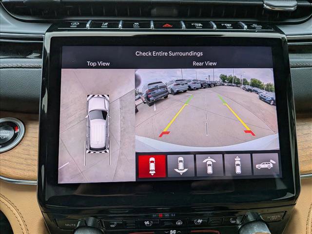 Used 2025 Jeep Grand Cherokee L Summit AWD/4WD image 14
