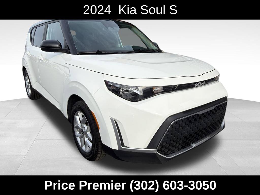 Used 2024 Kia Soul S FWD image 1