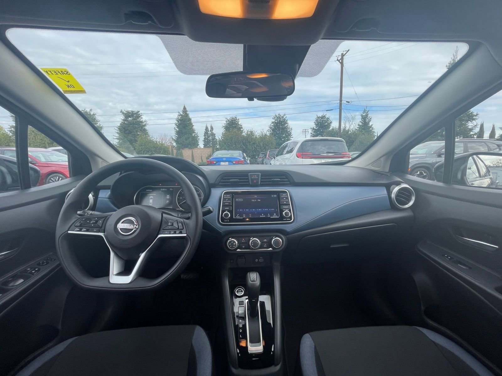 Used 2025 Nissan Versa SV image 28