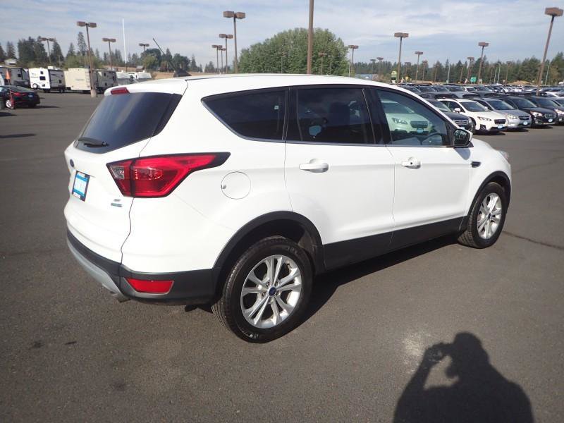 Used 2019 Ford Escape SE AWD/4WD image 5