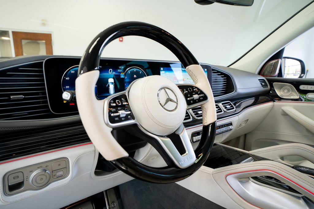 Used 2023 Mercedes-Benz Maybach GLS 600 4MATIC image 36