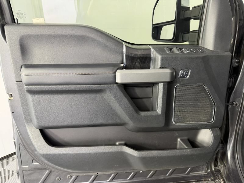 Used 2018 Ford F350 Platinum w/ Platinum Ultimate Package AWD/4WD image 74
