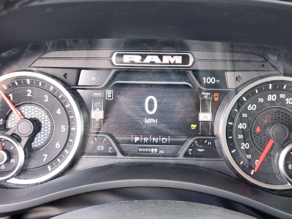 New 2026 RAM 2500 Big Horn AWD/4WD image 32
