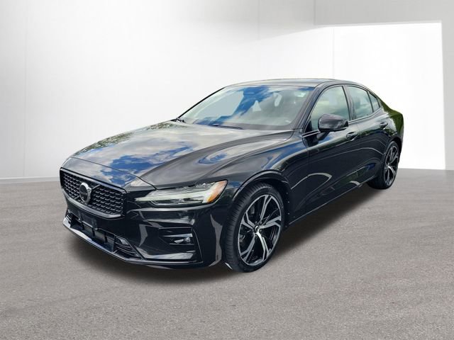 Used 2024 Volvo S60 B5 Plus AWD/4WD image 11