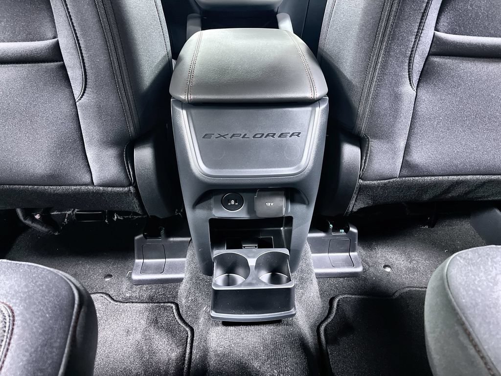 New 2026 Ford Explorer Active AWD/4WD image 18
