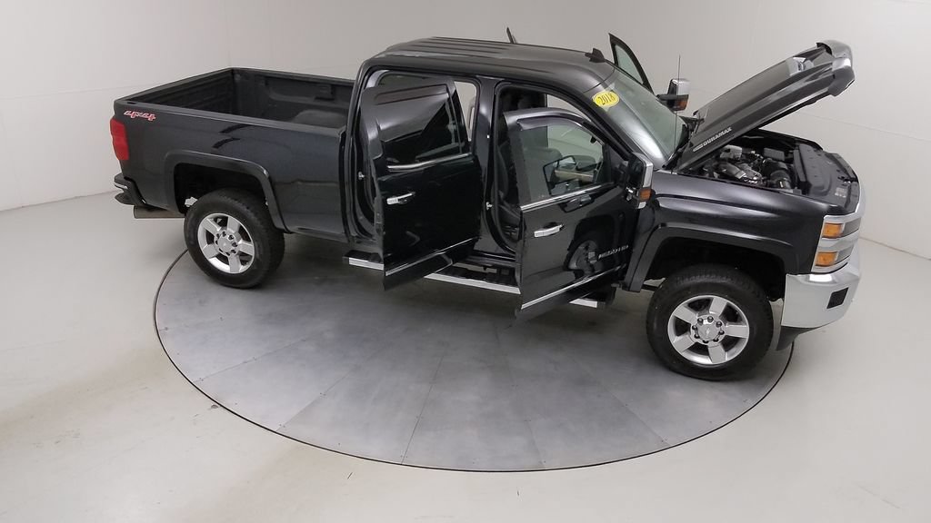 Used 2018 Chevrolet Silverado 2500 LTZ w/ Duramax Plus Package AWD/4WD image 48
