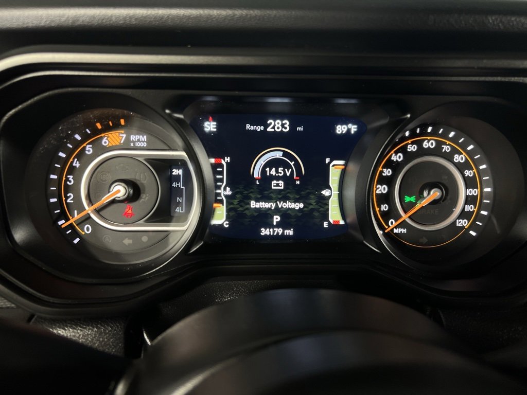 Certified 2024 Jeep Wrangler Unlimited Rubicon w/ Convenience Group image 17