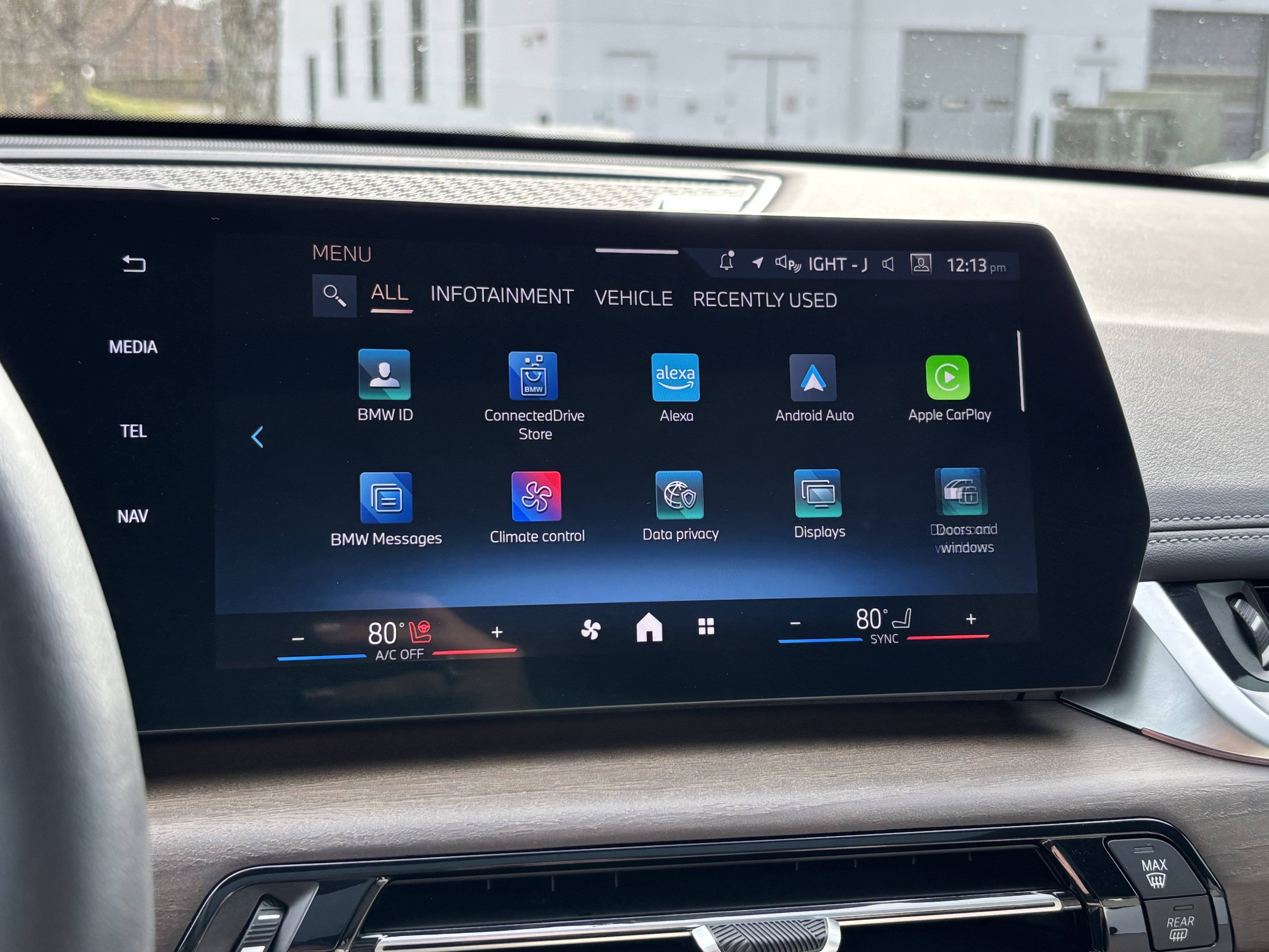 Certified 2025 BMW X1 xDrive28i w/ Technology Package image 25