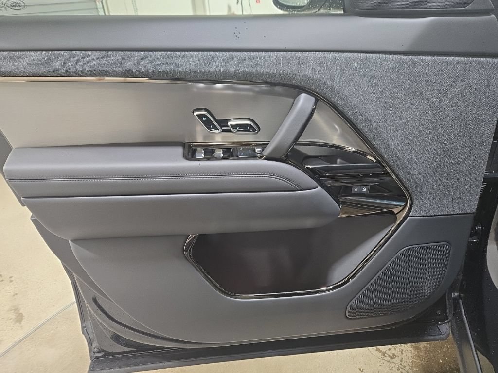 New 2026 Land Rover Range Rover Sport Dynamic SE AWD/4WD image 19