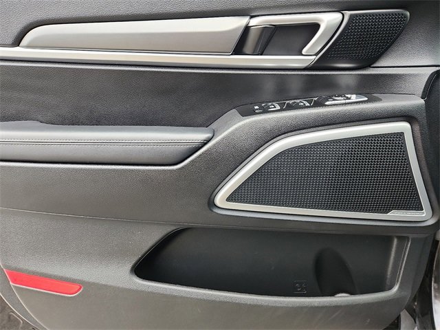 Used 2022 Kia Telluride S image 14