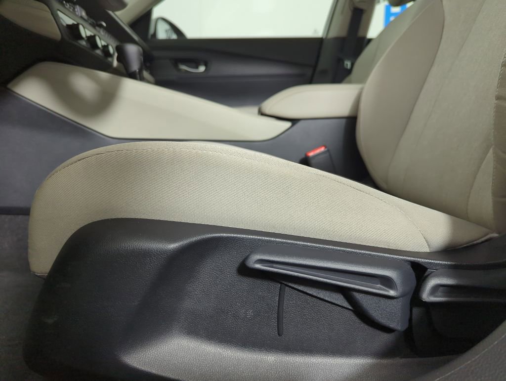 Certified 2025 Honda Accord LX image 26