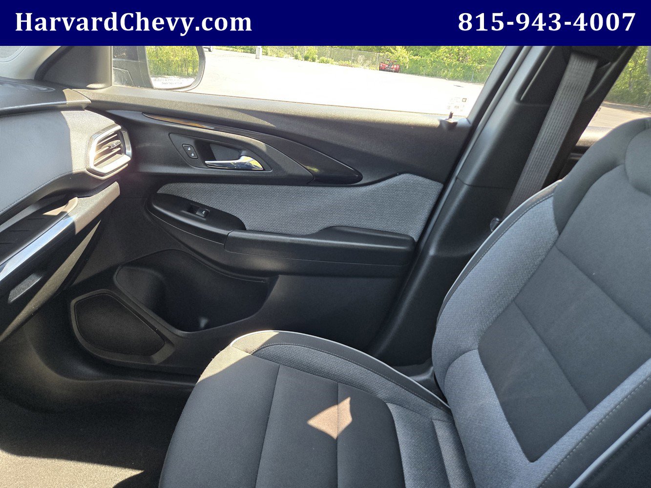 Used 2023 Chevrolet TrailBlazer LT w/ Convenience Package AWD/4WD image 16