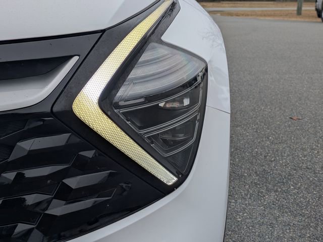 Used 2024 Kia Sportage EX image 11