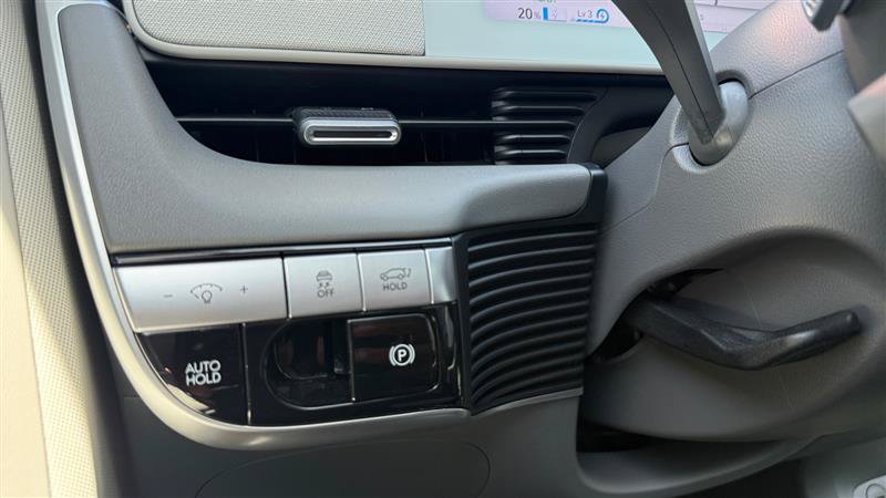 Used 2024 Hyundai Ioniq 5 Limited AWD/4WD image 42