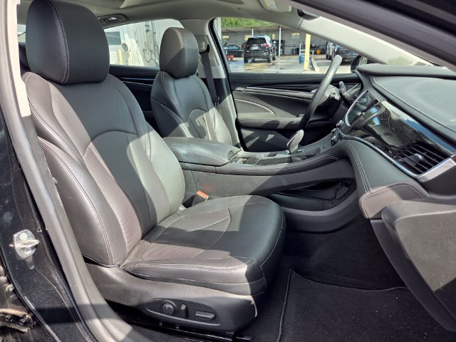 Used 2017 Buick LaCrosse Essence w/ Sun and Shade Package FWD image 15