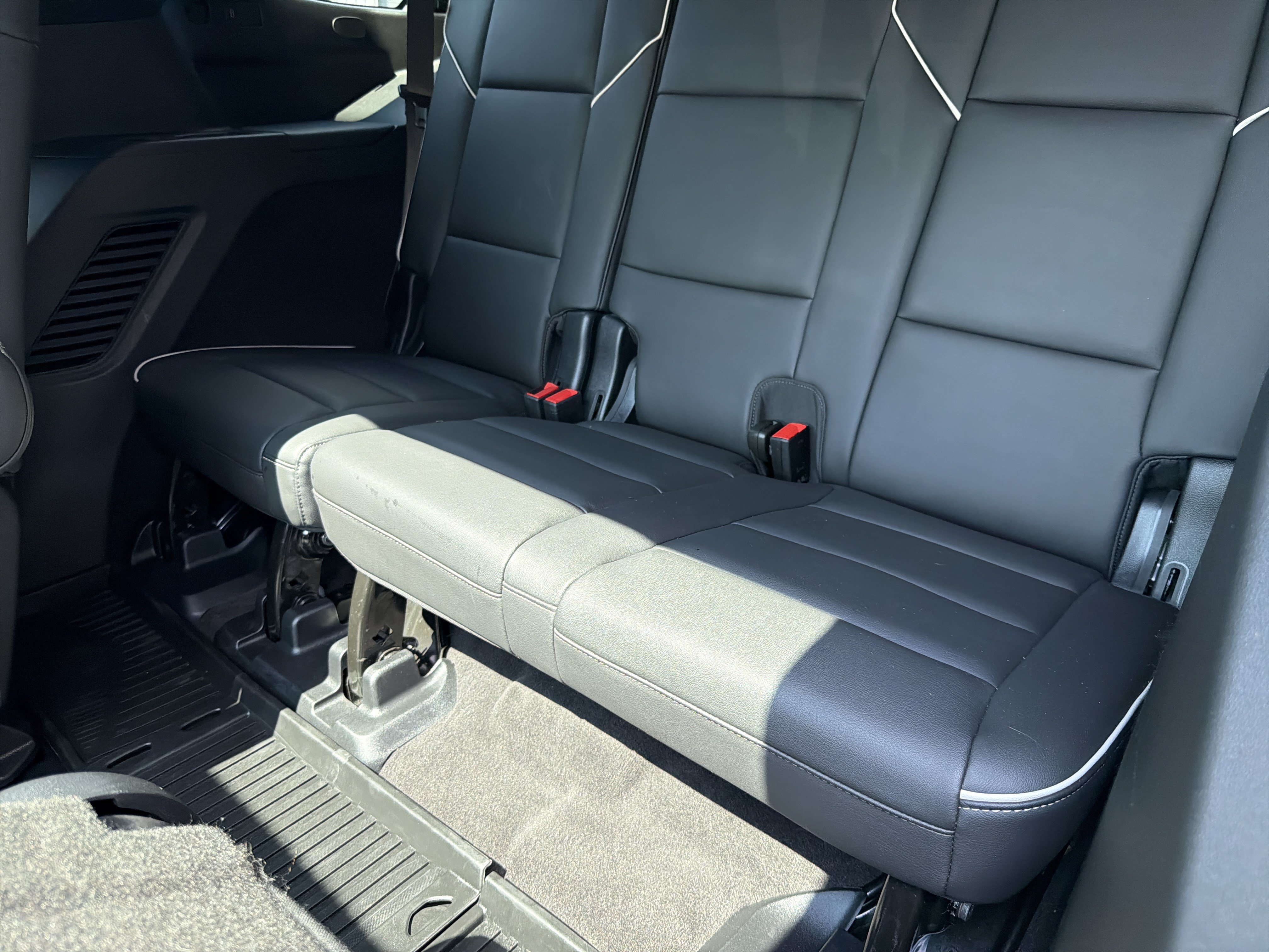 Used 2025 Cadillac Escalade Premium Luxury w/ Touring Package AWD/4WD image 21