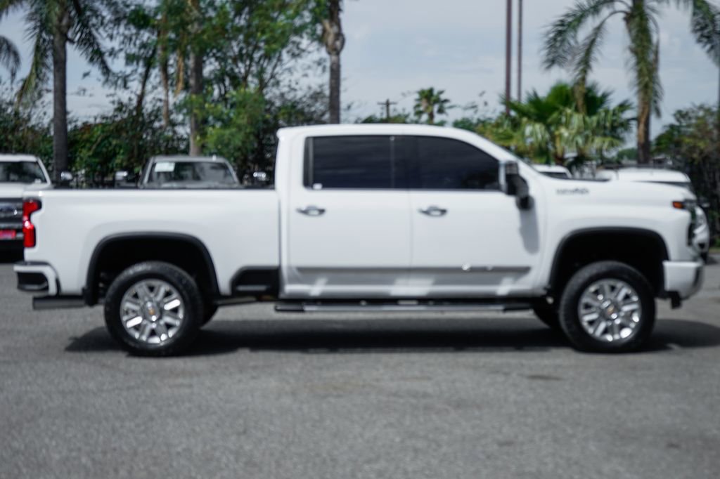 Used 2024 Chevrolet Silverado 2500 High Country w/ High Country Premium Package image 11