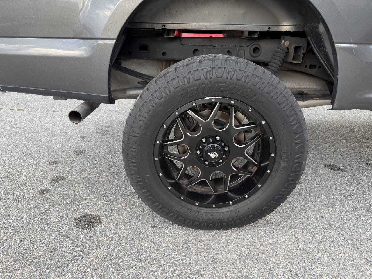 Used 2017 Ford F150 XLT AWD/4WD image 21